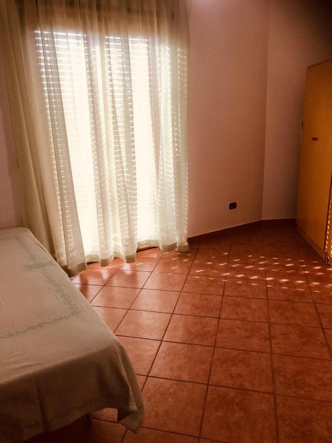 Appartamento In Centro Tortolì Εξωτερικό φωτογραφία