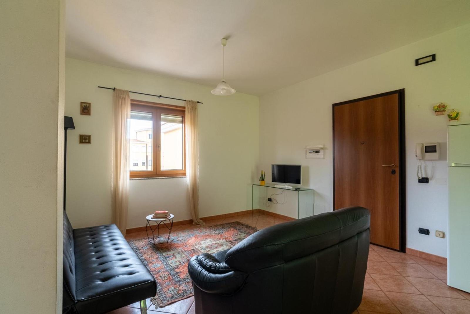 Appartamento In Centro Tortolì Εξωτερικό φωτογραφία